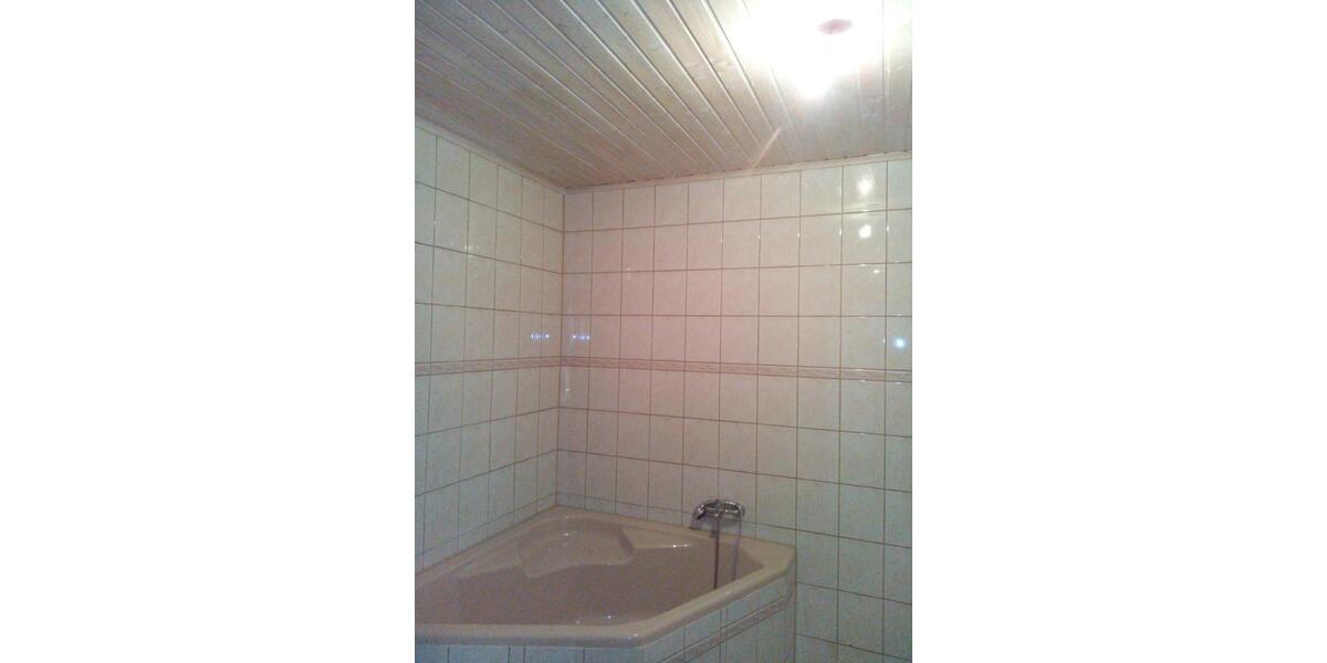 Etagenwohnung Helbra - 2 Zimmer, 57 m&sup2;, 300&euro; | Angebot:25901584