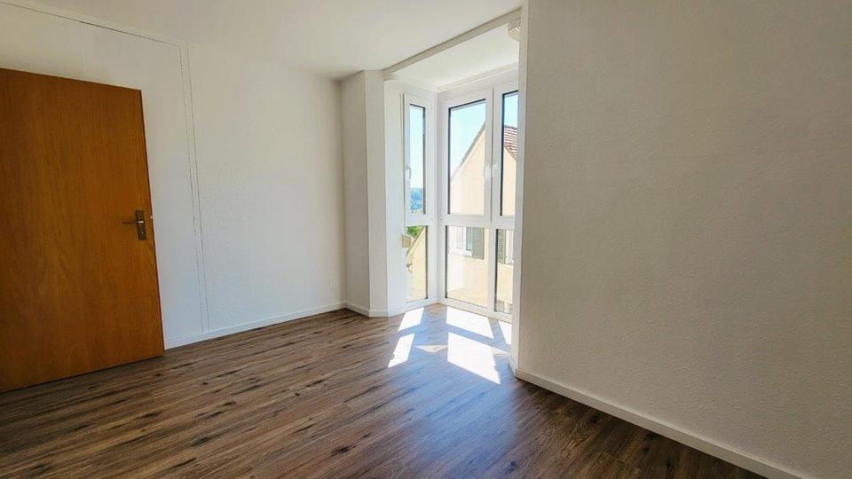 Maisonettenwohnung Waldshut-Tiengen Tiengen - 4 Zimmer, 100 m&sup2;, 1.200&euro; | Angebot:24813421
