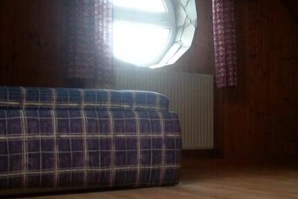 Schöne, gepflegte 1-Zimmer-DG-Wohnung zur Miete in Bahrdorf 1 zimmer