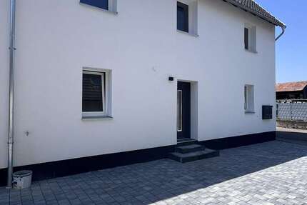 Haus Harthausen - 3.5 Zimmer, 116 m&sup2;, 1.300&euro; | Angebot:27069330