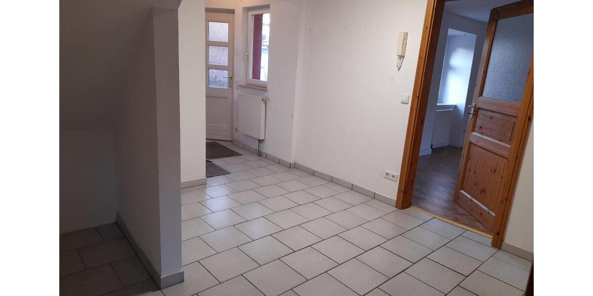 Einfamilienhaus Leuna - 6 Zimmer, 160 m&sup2;, 1.040&euro; | Angebot:24682530