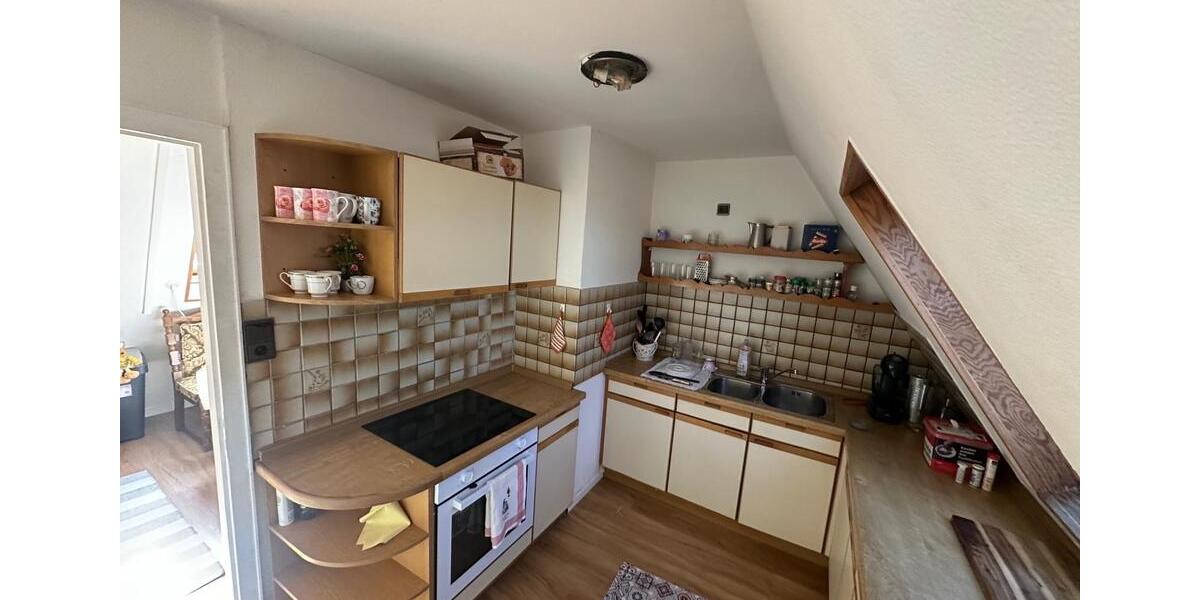 Dachgeschoßwohnung Rheinhausen - 3 Zimmer, 75 m&sup2;, 1.200&euro; | Angebot:25933811