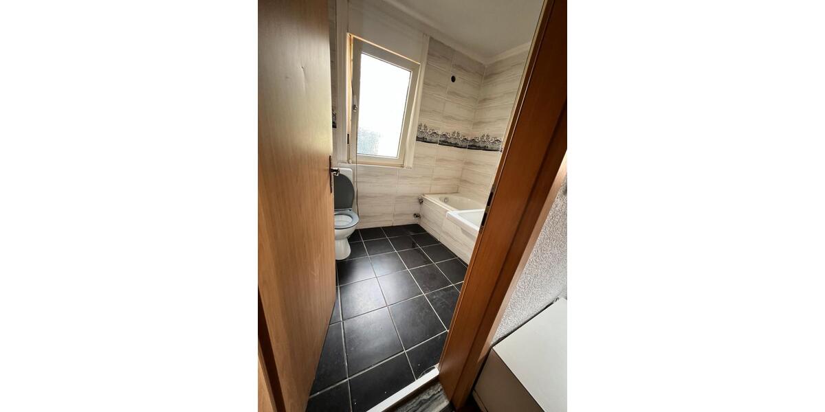 Etagenwohnung Eschenburg - 3 Zimmer, 100 m&sup2;, 700&euro; | Angebot:26201198