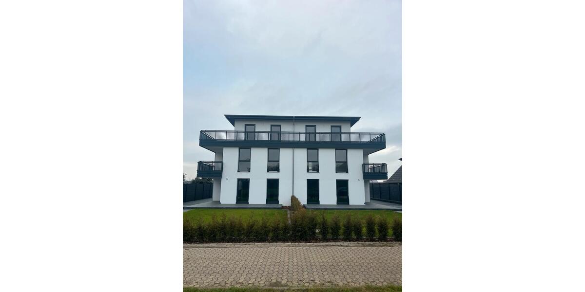 DHH Erstbezug nach Neubau 5 zimmer