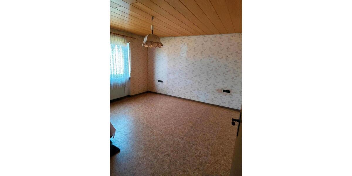 Erdgeschoßwohnung Mudau - 4 Zimmer, 100 m&sup2;, 900&euro; | Angebot:26538966