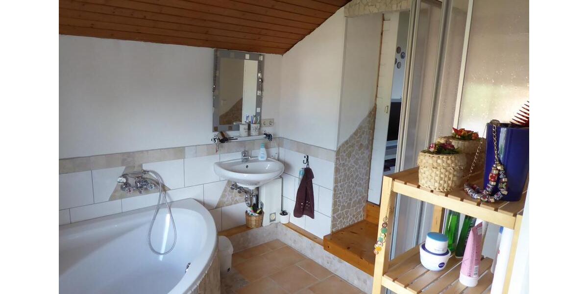 Dachgeschoßwohnung Sankt Augustin - 2 Zimmer, 52 m&sup2;, 850&euro; | Angebot:25216053