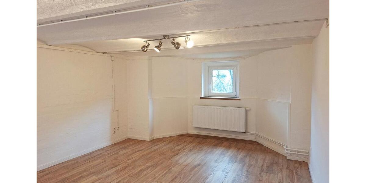 Erdgeschoßwohnung Flensburg - 2 Zimmer, 70 m&sup2;, 750&euro; | Angebot:26060881