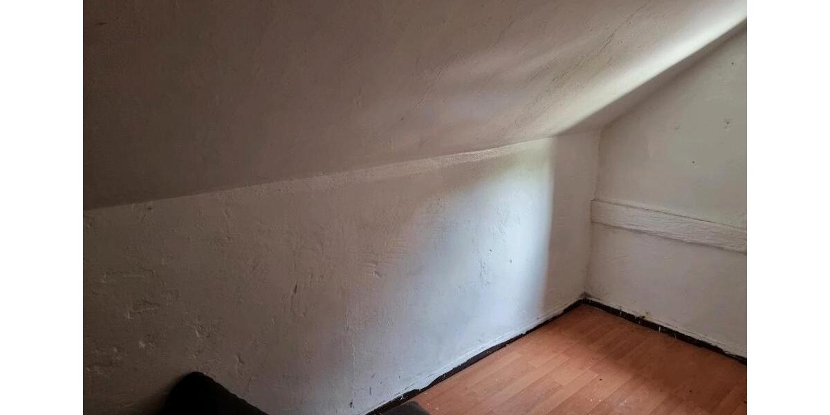 Dachgeschoßwohnung Ludwigsstadt - 2 Zimmer, 45 m&sup2;, 340&euro; | Angebot:25397710