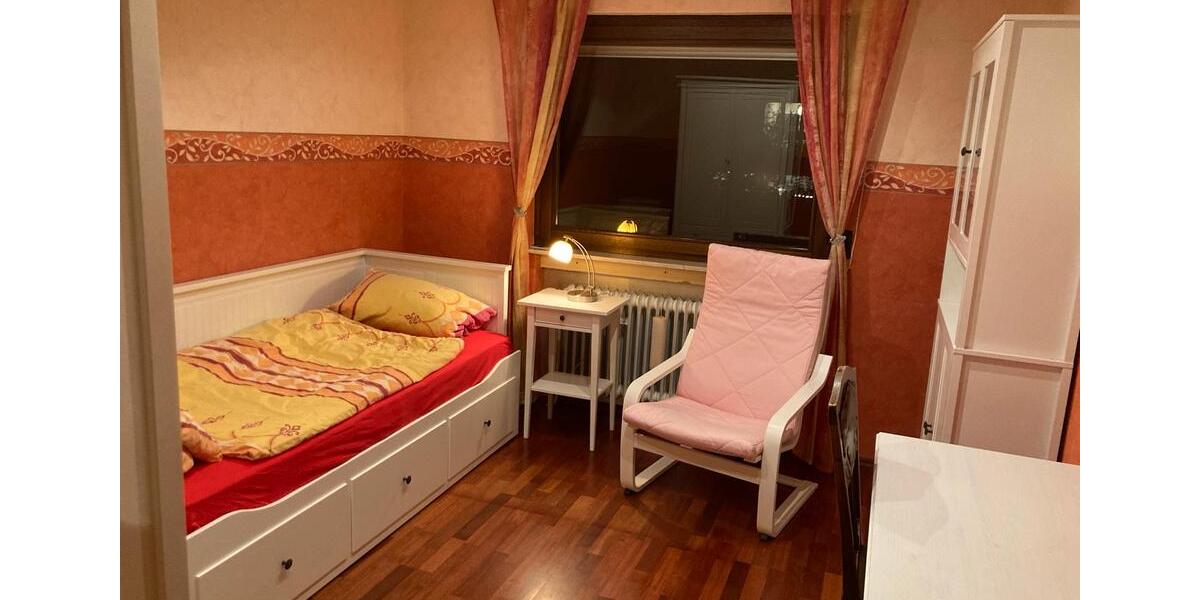 Wohnen auf Zeit Mainz Gonsenheim - 6 Zimmer, 12 m&sup2;, 530&euro; | Angebot:24706301