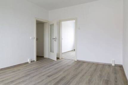 Wohnung Eilenburg Eilenburg-Berg - 2 Zimmer, 49 m&sup2;, 290&euro; | Angebot:24582647