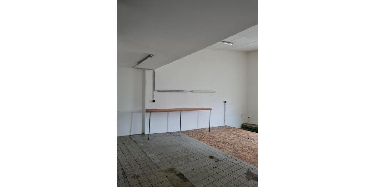 Gewerbeobjekt Duisburg Mittelmeiderich - 500&euro; | Angebot:25152364