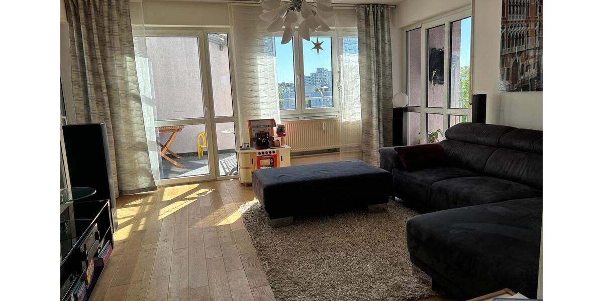Etagenwohnung Darmstadt Darmstadt-Nord - 4 Zimmer, 95 m&sup2;, 1.250&euro; | Angebot:26701802