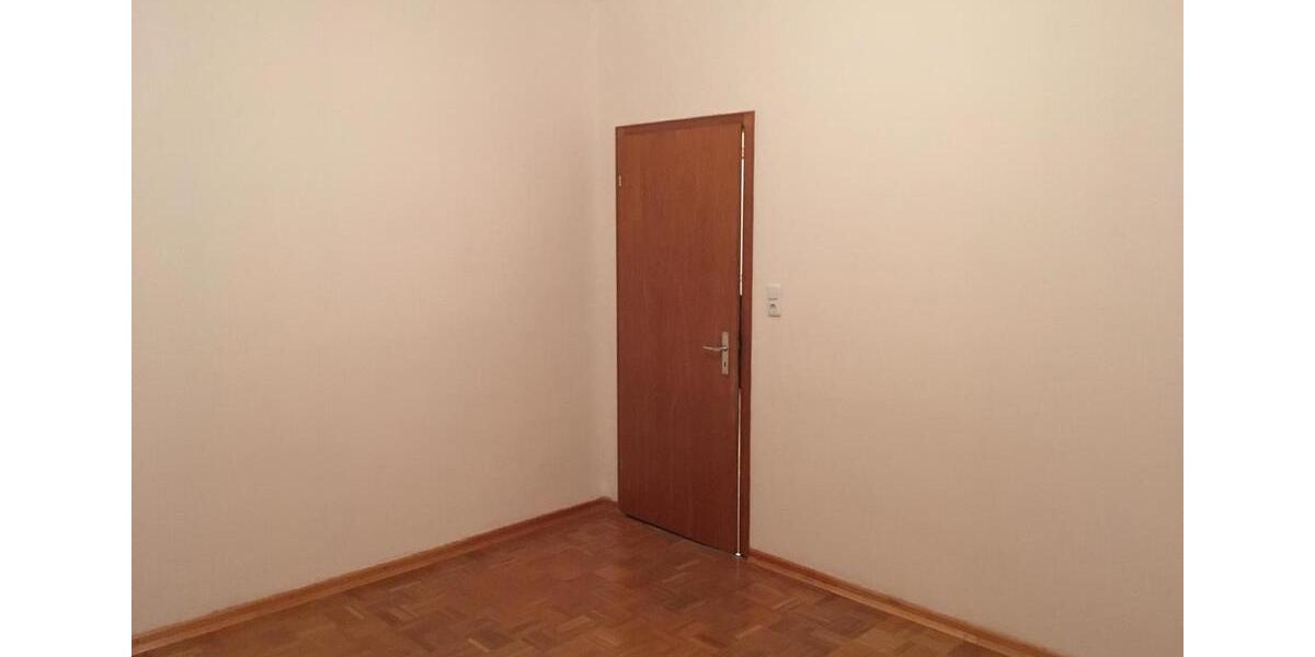 Erdgeschoßwohnung Celle Neustadt/Heese - 4 Zimmer, 80 m&sup2;, 900&euro; | Angebot:26433472