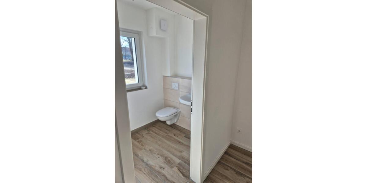 Etagenwohnung Magdeburg Hopfengarten - 5 Zimmer, 135 m&sup2;, 1.800&euro; | Angebot:26030166