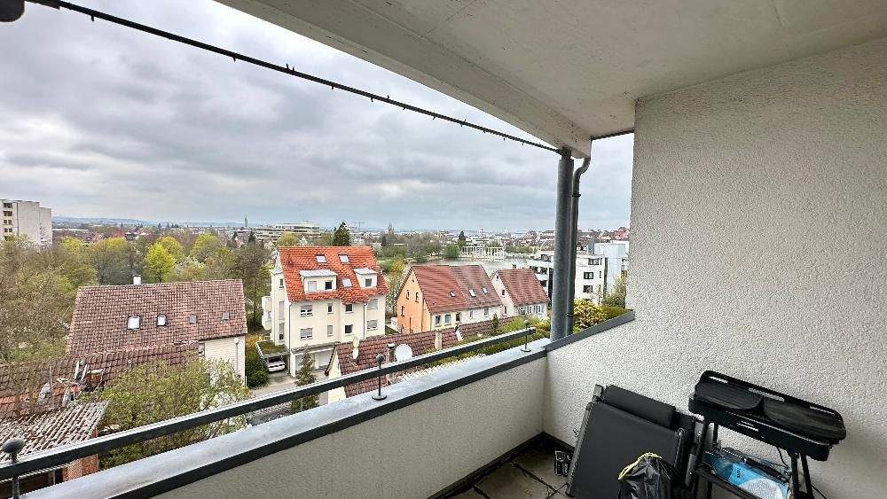 Etagenwohnung Böblingen - 3 Zimmer, 95 m&sup2;, 2.100&euro; | Angebot:24990770