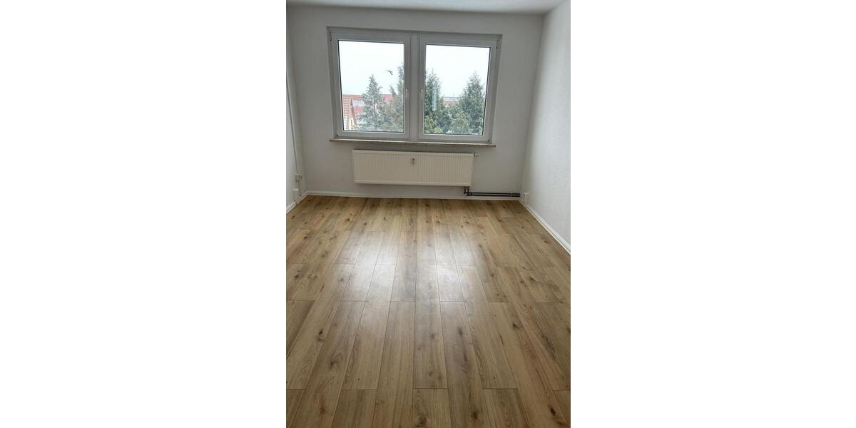 Etagenwohnung Bad Dürrenberg - 1 Zimmer, 32 m&sup2;, 225&euro; | Angebot:25137962