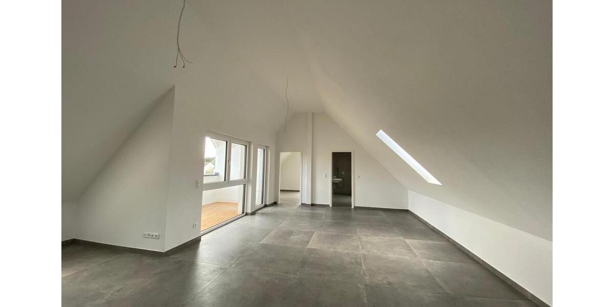 Dachgeschoßwohnung Elsenfeld - 3 Zimmer, 82 m&sup2;, 1.200&euro; | Angebot:24440440