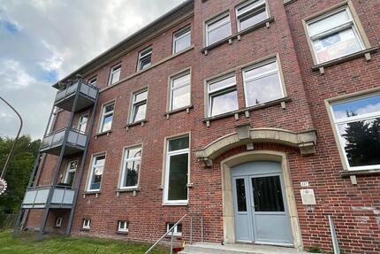 Wohnung Lübeck Sankt Lorenz Nord - 4 Zimmer, 101 m&sup2;, 970&euro; | Angebot:25268026