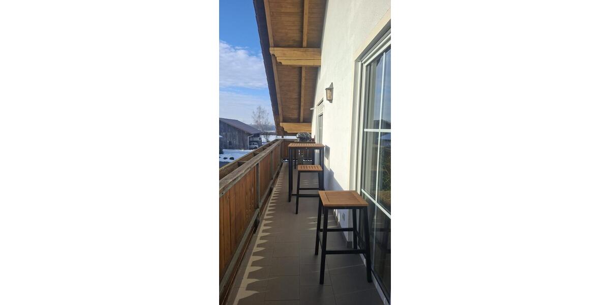 Etagenwohnung Hengersberg - 3 Zimmer, 115 m&sup2;, 880&euro; | Angebot:24787618