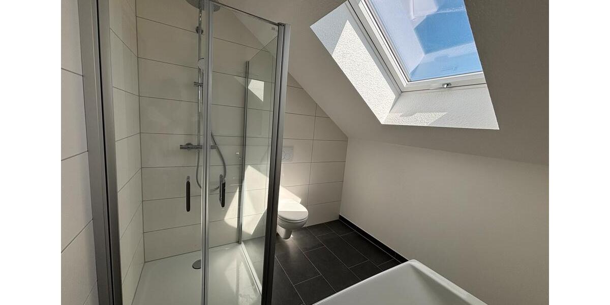 Dachgeschoßwohnung Wetzlar Dutenhofen - 3 Zimmer, 67 m&sup2;, 920&euro; | Angebot:26412904