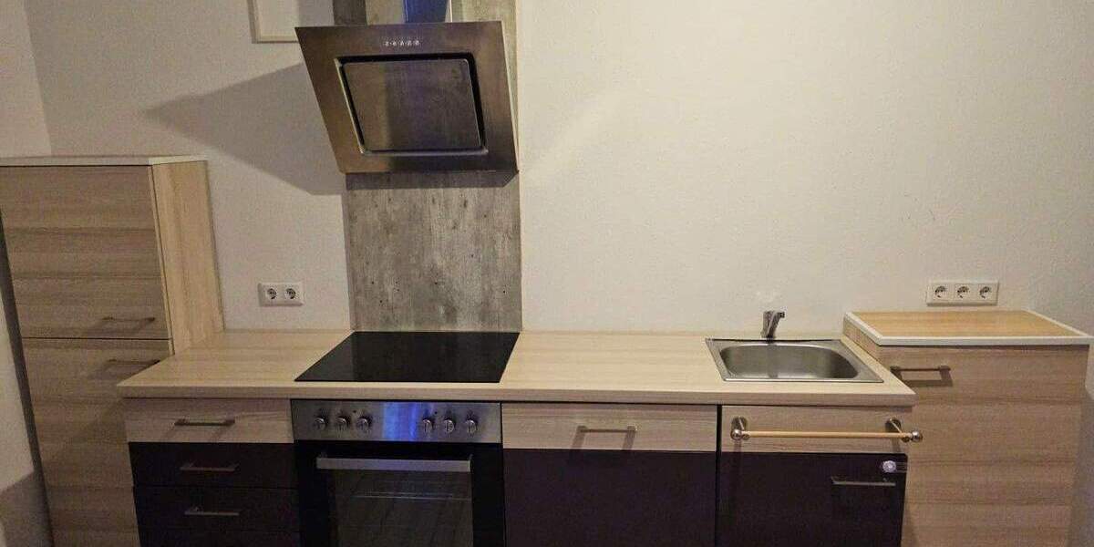 Etagenwohnung Apolda - 3 Zimmer, 75 m&sup2;, 650&euro; | Angebot:24845631