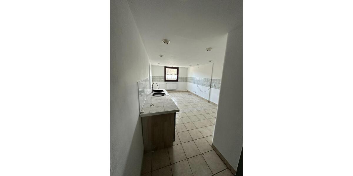 Einfamilienhaus Pleinfeld - 4 Zimmer, 200 m&sup2;, 1.400&euro; | Angebot:25408445