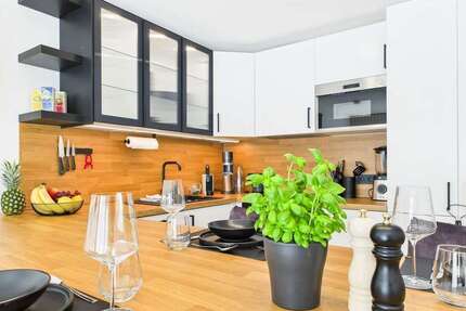 Wohnen auf Zeit in Uhldingen-Mühlhofen 1.300 € 2 zimmer