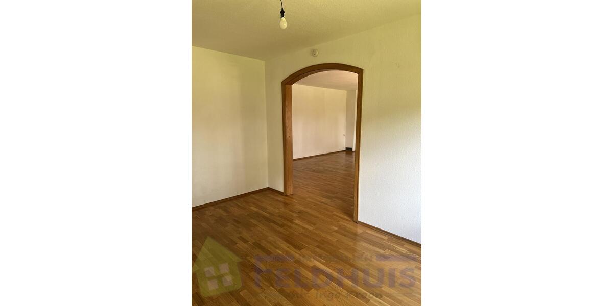 Erdgeschoßwohnung Moormerland - 5 Zimmer, 117 m&sup2;, 780&euro; | Angebot:24771924