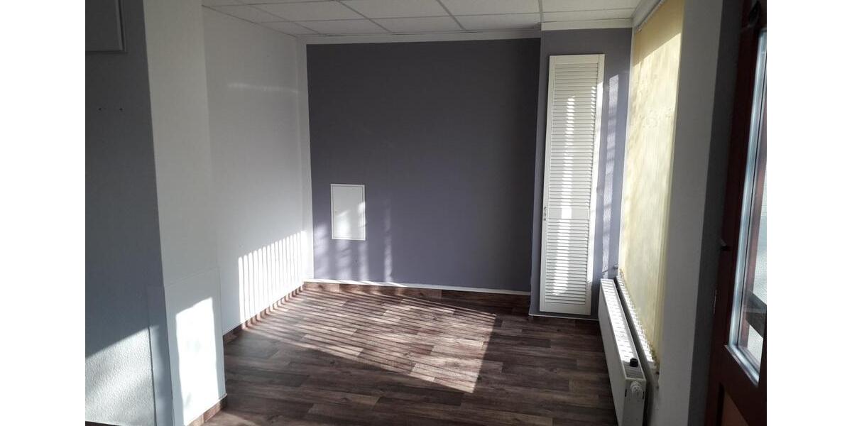 Gewerbe zentral in Ferdinandshof zu vermieten zimmer