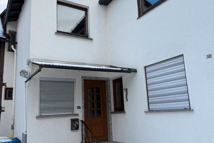 Geräumiges 7-Zimmer-Einfamilienhaus in ruhiger Lage von Aßlar 6.5 zimmer