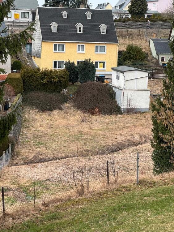 MÖBLIERTES HAUS ZU VERMIETEN