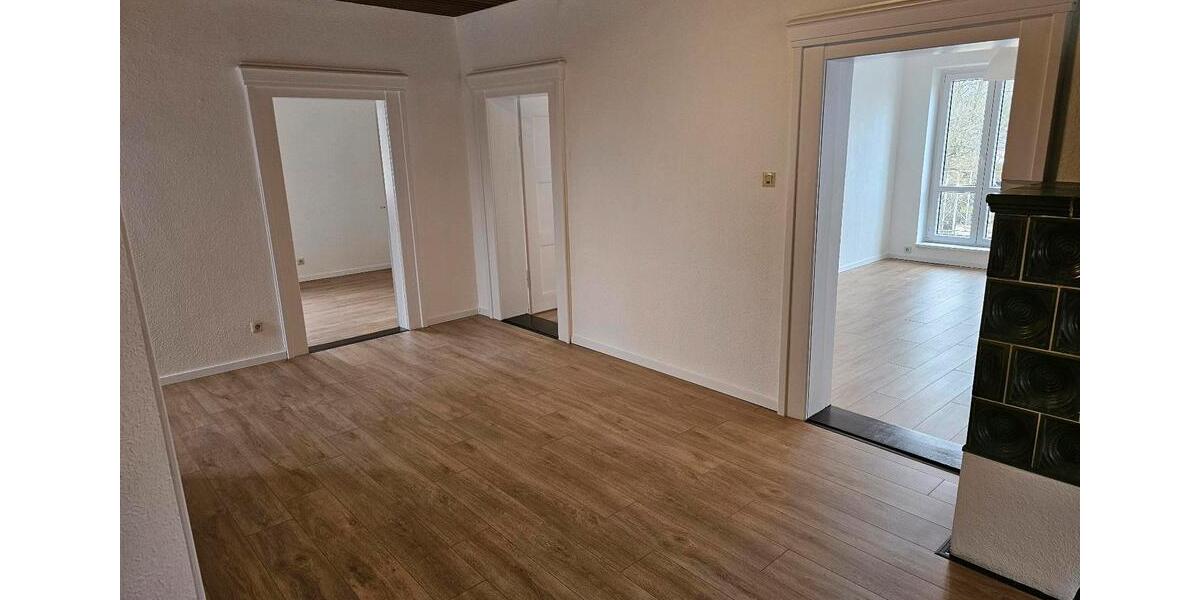 Etagenwohnung Neunburg vorm Wald - 4 Zimmer, 125 m&sup2;, 750&euro; | Angebot:26097049