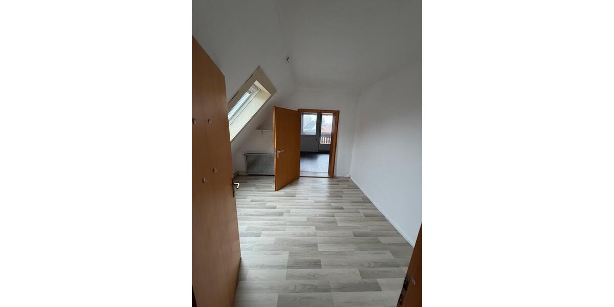 Erdgeschoßwohnung Neustadt am Rübenberge - 5 Zimmer, 185 m&sup2;, 1.565&euro; | Angebot:26041142
