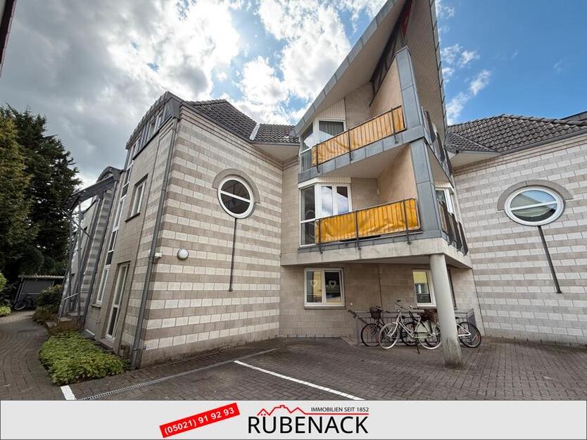 Helle 3-Zimmer-StadtWohnung mit zwei Balkonen!