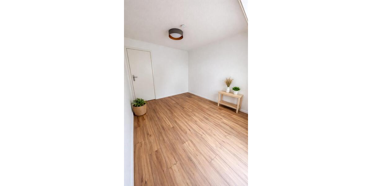 Etagenwohnung Kölln-Reisiek Reisiek - 2 Zimmer, 57 m&sup2;, 870&euro; | Angebot:26272800
