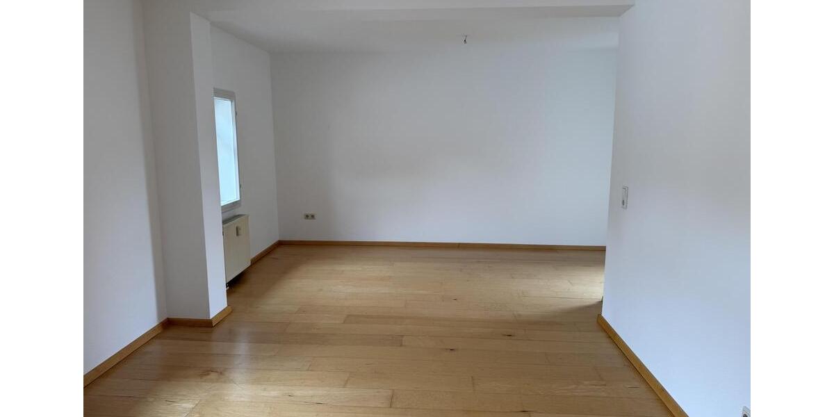 Maisonettenwohnung Hofheim am Taunus - 3 Zimmer, 97 m&sup2;, 1.200&euro; | Angebot:26198029