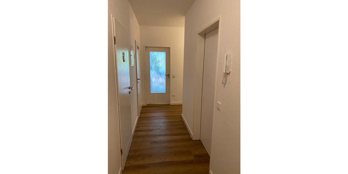 Dachgeschoßwohnung Lingen (Ems) - 2 Zimmer, 77 m&sup2;, 760&euro; | Angebot:26452211