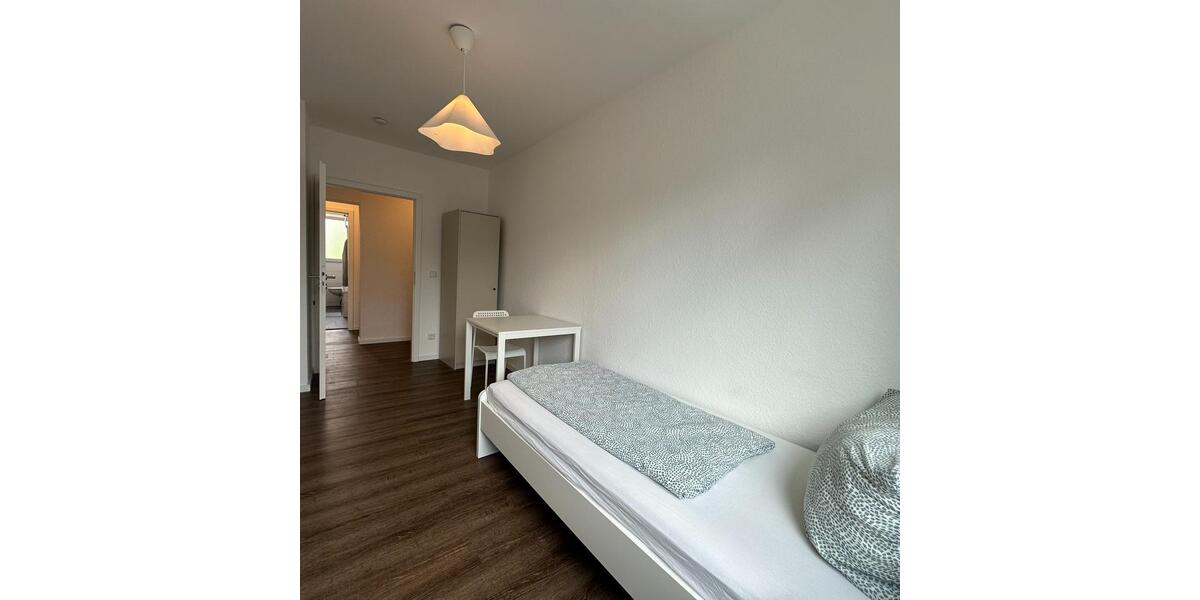 Wohnen auf Zeit Marl Alt-Marl - 10 Zimmer, 200 m&sup2;, 15&euro; | Angebot:22491888