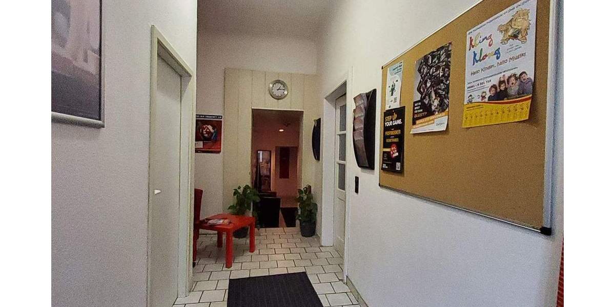 MERZIG-STADTNAH - GEWERBEFLÄCHE MIT CA. 106 m² - 4 ZIMMER UND GETRENNTE WCs 4 zimmer