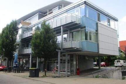 2 Zimmer Wohnung mit Aufzug, Balkon - E13 2 zimmer