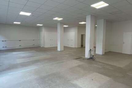 Einzelhandel in Dortmund 3.600 € 360 m² zimmer