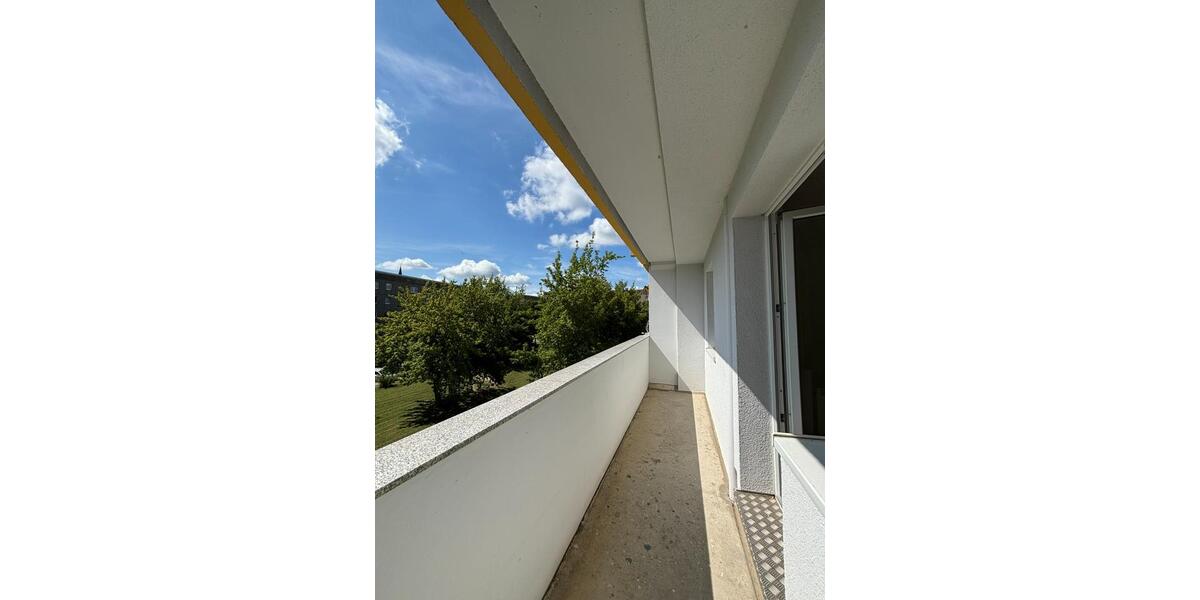 Etagenwohnung Gräfenhainichen - 3 Zimmer, 70 m&sup2;, 440&euro; | Angebot:23566519