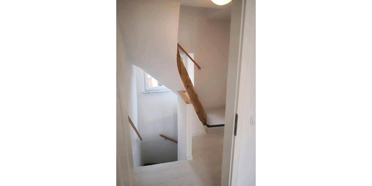 Einfamilienhaus Osburg - 5 Zimmer, 120 m&sup2;, 1.000&euro; | Angebot:26307147