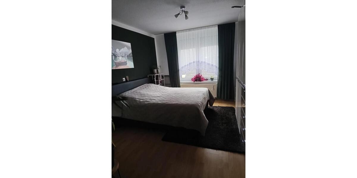 Etagenwohnung Waldalgesheim - 3 Zimmer, 96 m&sup2;, 910&euro; | Angebot:24817483