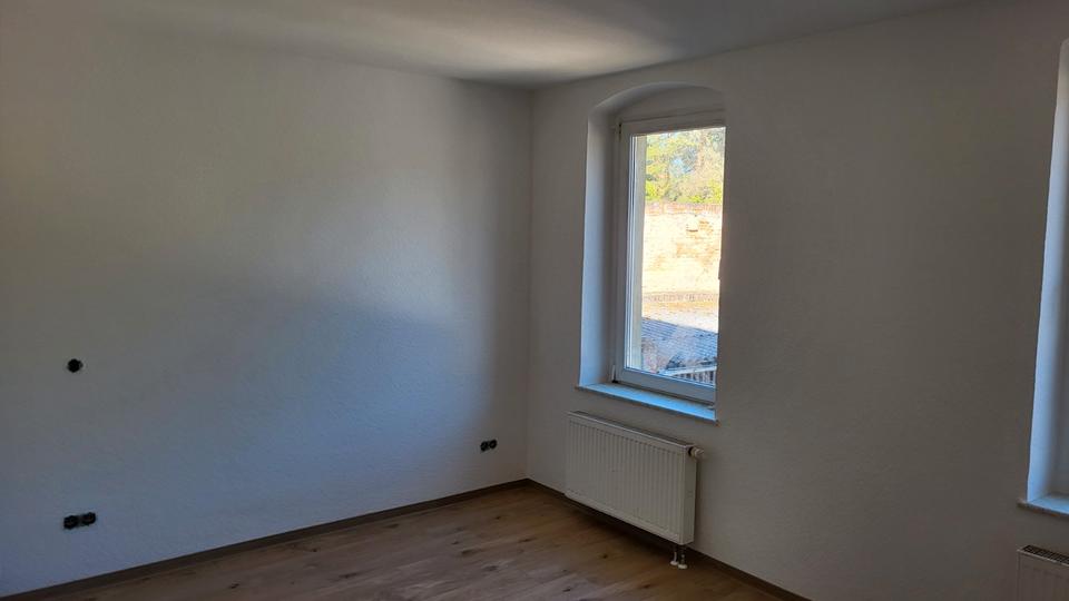 Etagenwohnung Zeitz - 3 Zimmer, 88 m&sup2;, 490&euro; | Angebot:25974882
