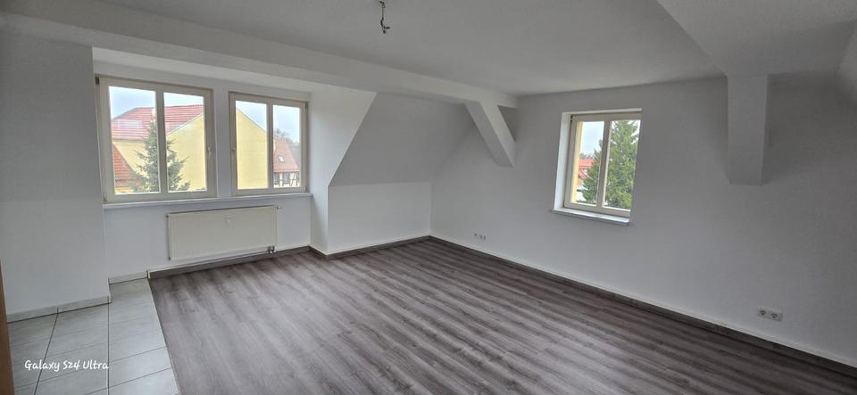 Dachgeschoßwohnung Ballenstedt - 2 Zimmer, 52 m&sup2;, 353&euro; | Angebot:26665425