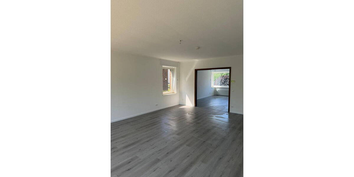 Etagenwohnung aachen Brand - 2 Zimmer, 98 m&sup2;, 1.150&euro; | Angebot:26847407