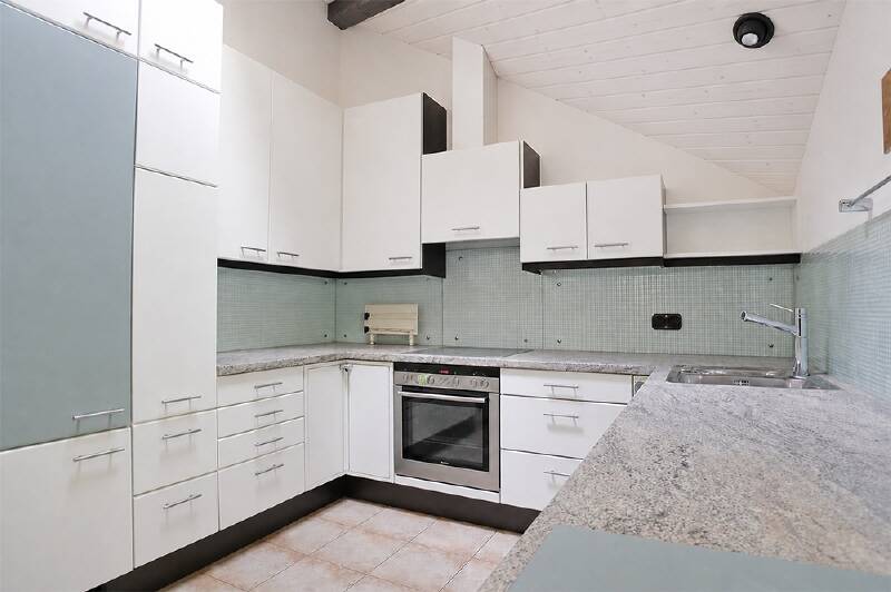Mehrfamilienhaus, Wohnhaus Gauting - 6 Zimmer, 230 m&sup2;, 3.290&euro; | Angebot:26499189