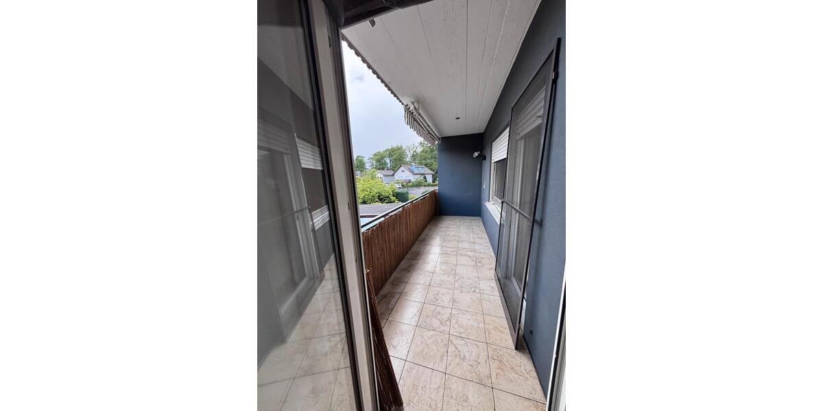 Etagenwohnung Östringen - 5 Zimmer, 100 m&sup2;, 1.000&euro; | Angebot:26488477