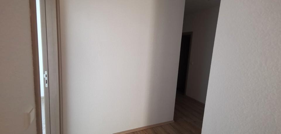 Etagenwohnung Frankenberg (Sachsen) - 4 Zimmer, 103 m&sup2;, 618&euro; | Angebot:26441997